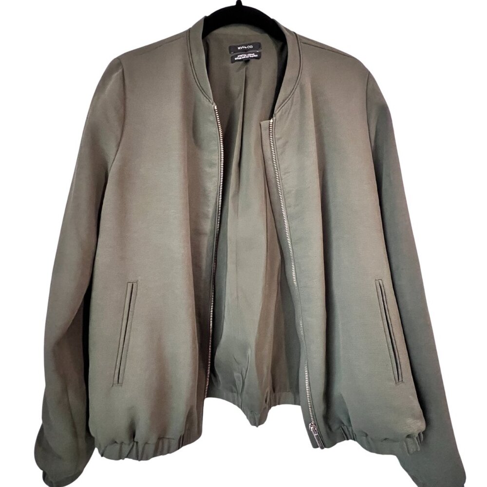 RW&CO Women's Green Bomber Jacket